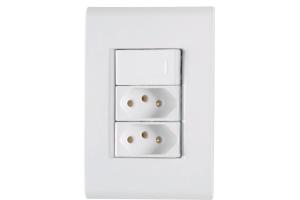 Conjunto 4x2 com 1 Interruptor Simples 10 A 250 V e 2 Tomadas 2P+T 10 A 250 V Tramontina Liz Branco